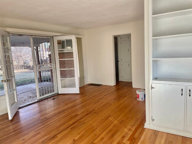 Foto del edificio - 160 Niagara St