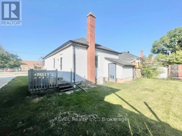 Building Photo - 8 Monck St