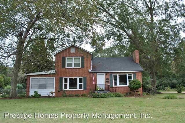 Primary Photo - 3 br, 2 bath House - 200 Highland Drive