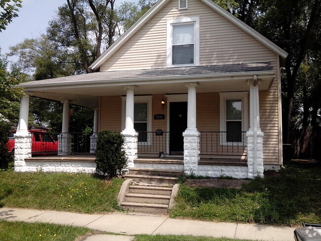 Building Photo - 1111 Sorin St
