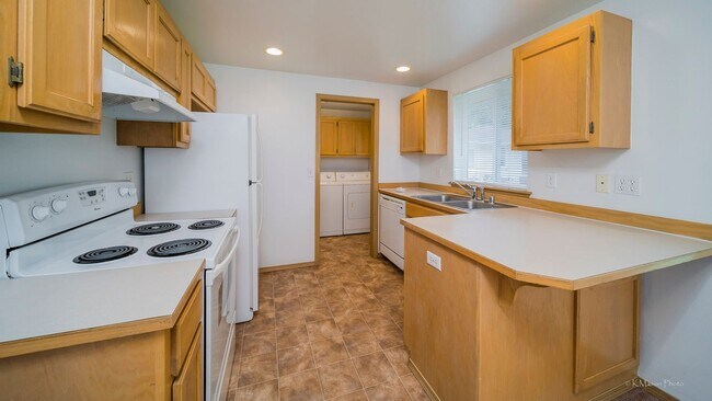 Foto del edificio - 8125 325th Pl NW