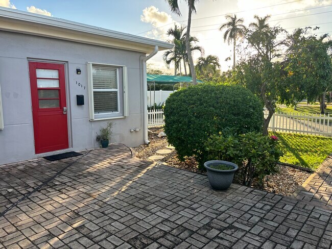 Foto del edificio - 1017 N 16th Ct