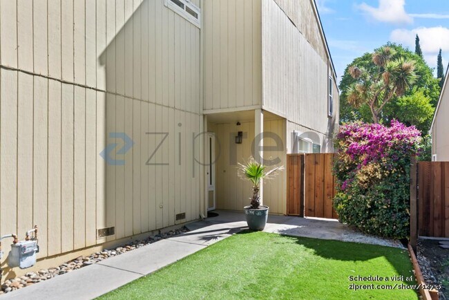Building Photo - 67 Jacklin Cir