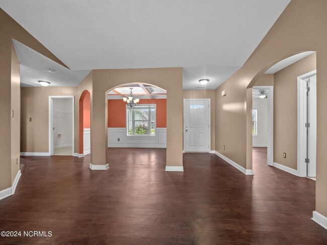 Building Photo - 140 Prelude Dr