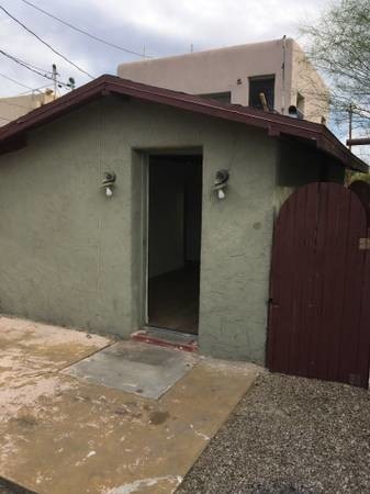 Primary Photo - 909 N 7th Ave