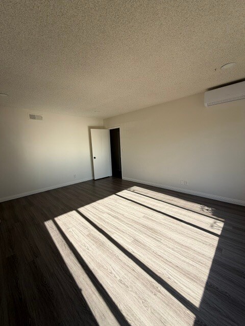Foto del edificio - 212 N Pasadena Ave