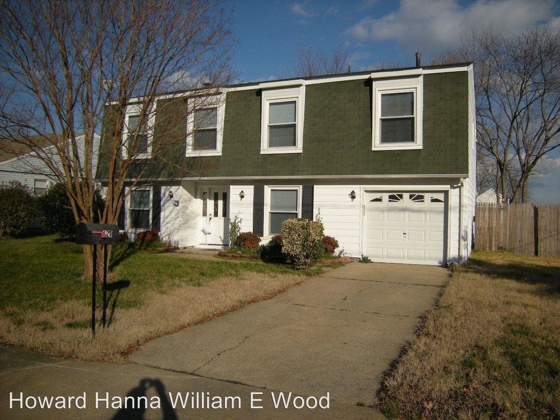 Primary Photo - 128 Diggs Dr