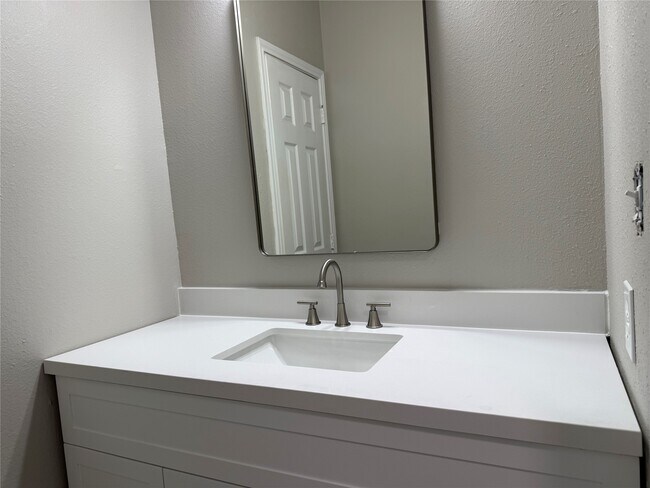Building Photo - 23110 Oxbow Trail