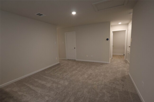 Building Photo - 7757 Bergamot Cir