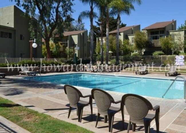 Building Photo - Remodeled Condo With Private Patio And Har...