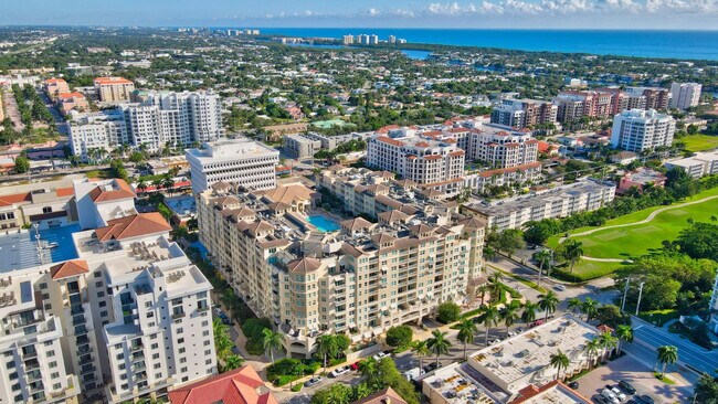 Foto del edificio - 99 SE Mizner Blvd