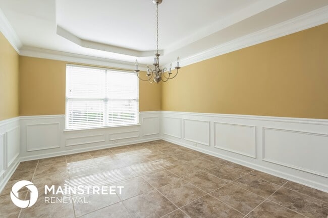 Building Photo - 6237 Selborn Dr SW