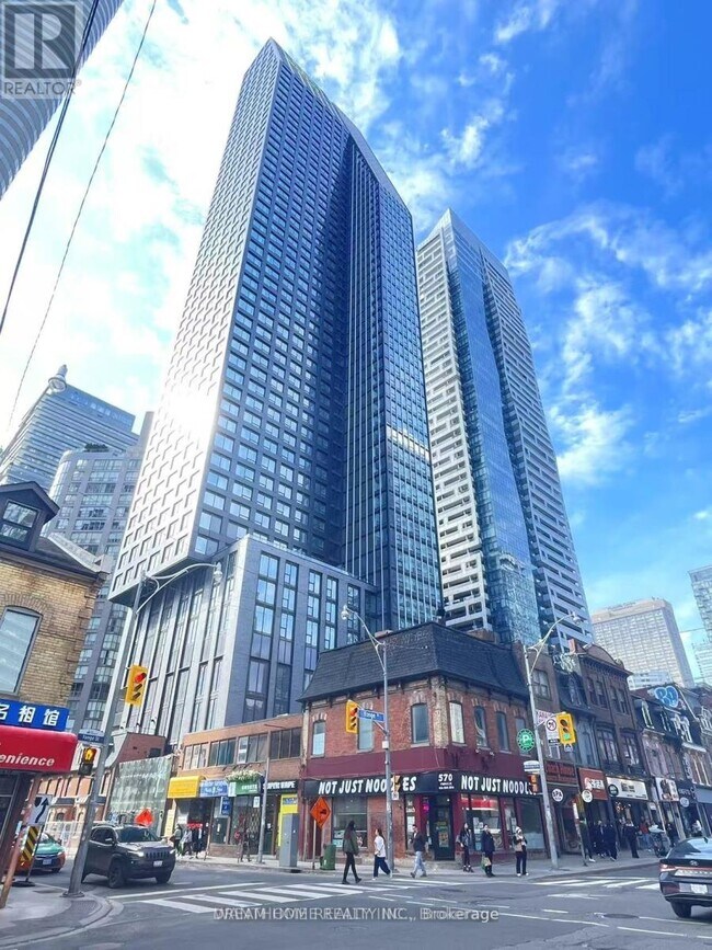Building Photo - 8 Wellesley St W