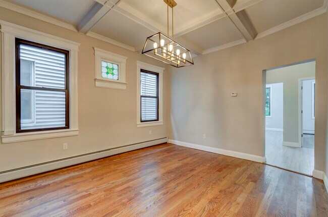 Foto del edificio - 333 Princeton Ave