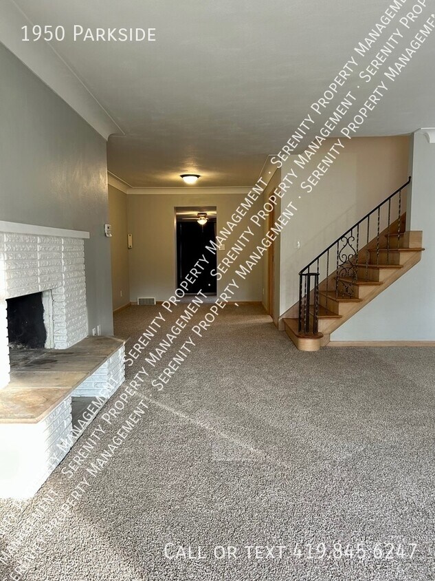 Primary Photo - Spacious 4 Bedroom Available Now!