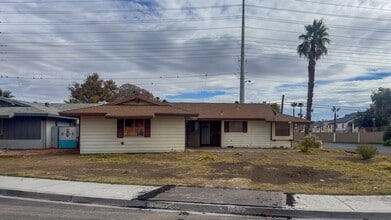 Building Photo - 50 Shadow Ln
