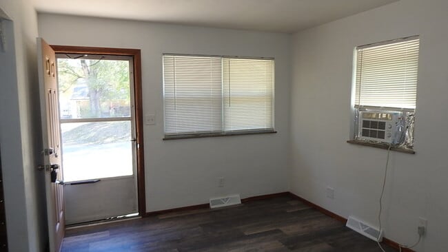 Building Photo - 1 bed - 1 bath for rent in Independence