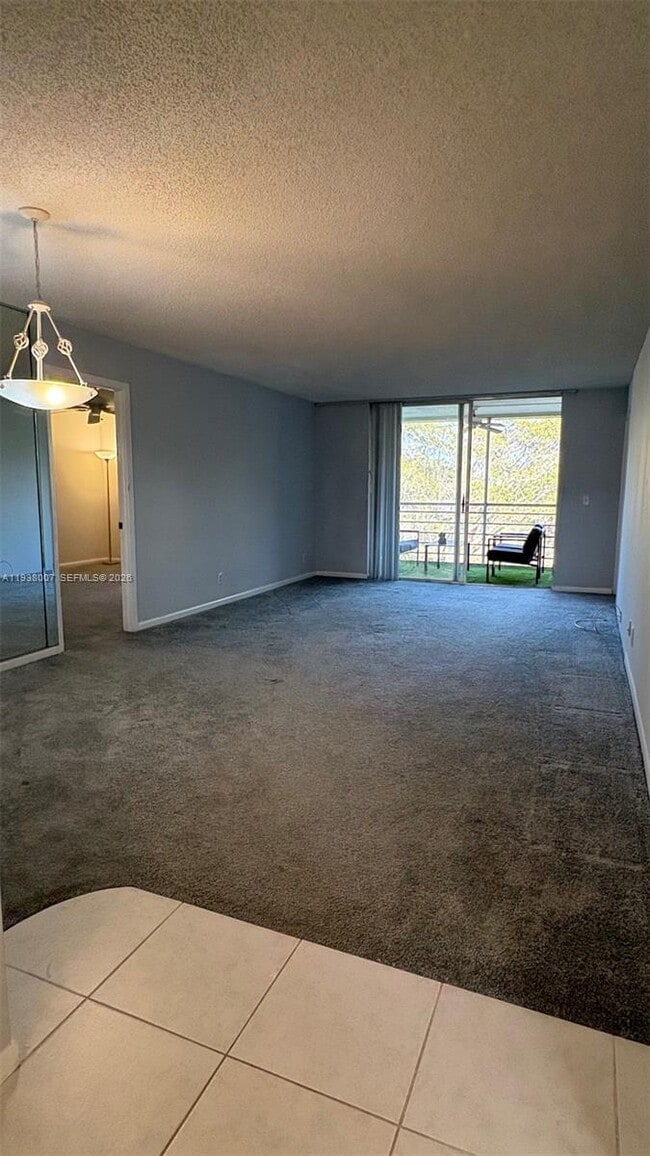 Foto del edificio - 6300 NW 2nd Ave