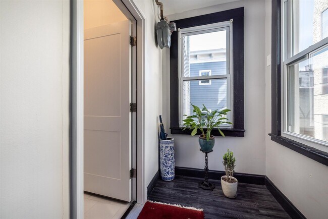 Foto del edificio - 373-375-375 3rd St