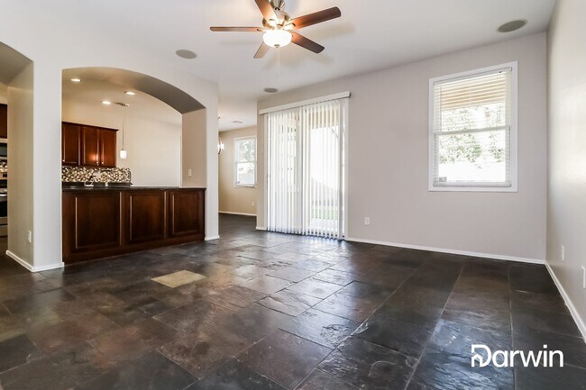 Foto del edificio - 2332 East Wayland Drive, Phoenix, AZ 85040