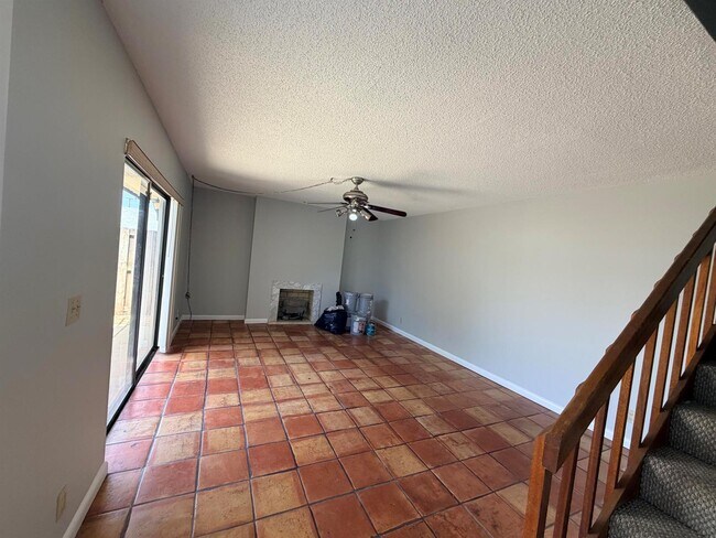 Foto del edificio - 37 Lake Arbor Dr