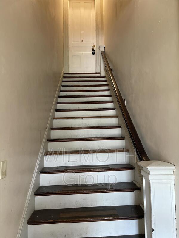 Foto del edificio - 504 W Main St
