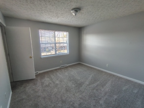 Building Photo - 74 Duiguid Dr