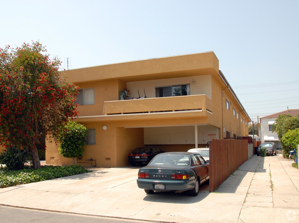 169 Apartments for Rent in 90034, CA Westside Rentals