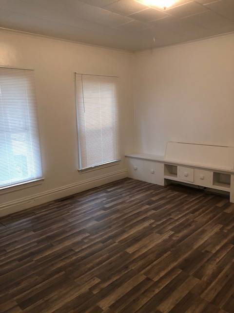 Sala de estar - 151 Palmer St NE
