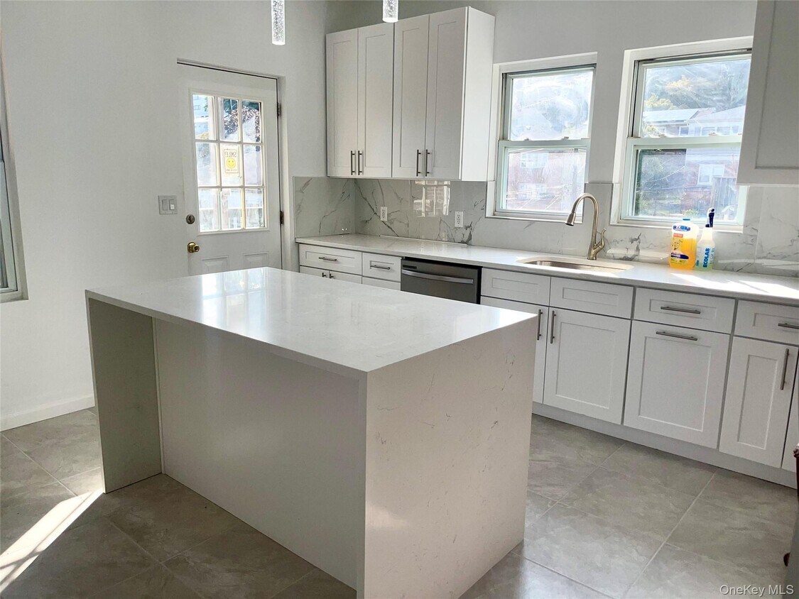 Foto principal - 26 Meadowbrook Pl