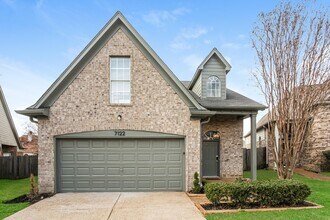 Building Photo - 7122 Queens Crown Ct