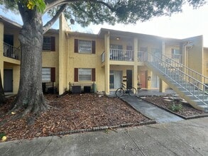 Building Photo - 7609 Dolonita Dr