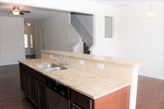Foto del edificio - 9803 Precious Stone Dr