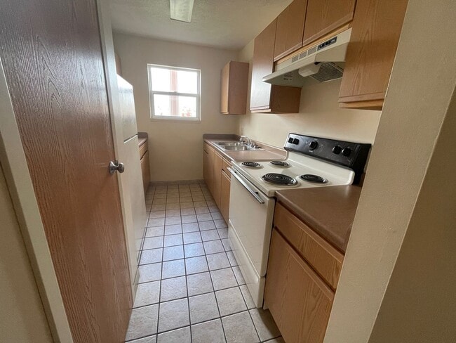 Interior Photo - Bayit Edinboro