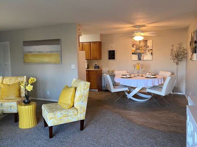 Building Photo - Bellevue Hills Apartment Homes