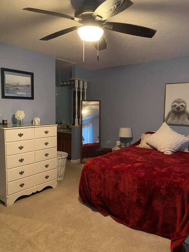 202 Browns Ln Unit 2, Louisville, KY 40207 Condo for Rent in