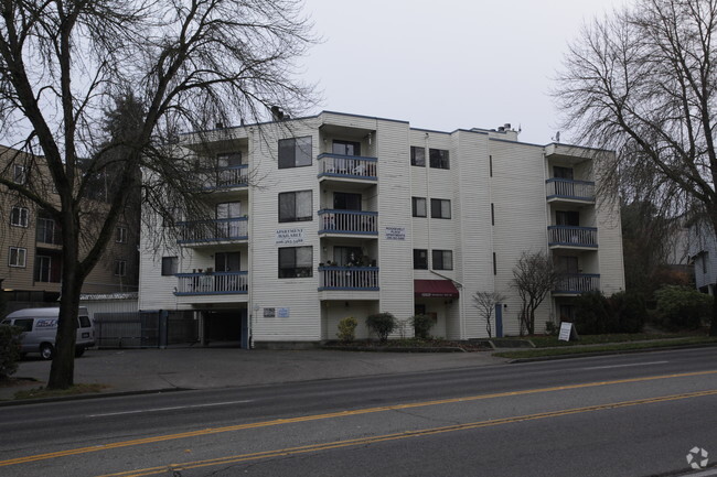 Building Photo - Roosevelt Place Apartments