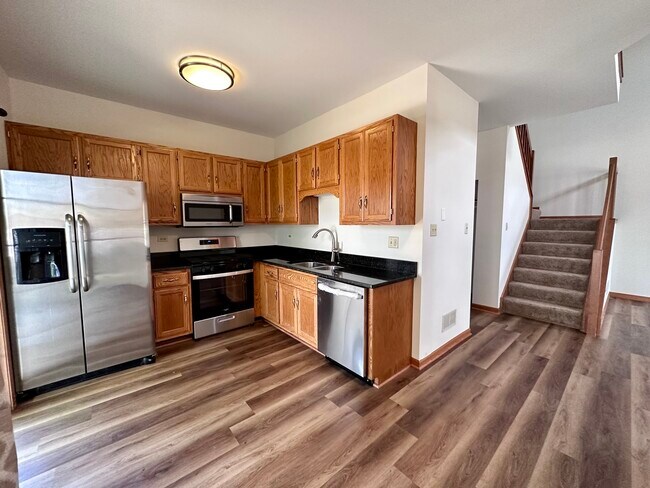 Building Photo - 752 Big Timber Dr