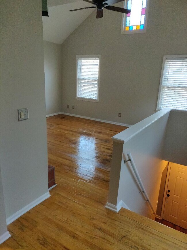 Foto del edificio - 3158 Oak St