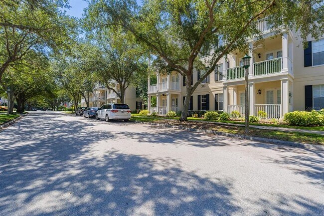 Foto del edificio - 930 Spring Park St