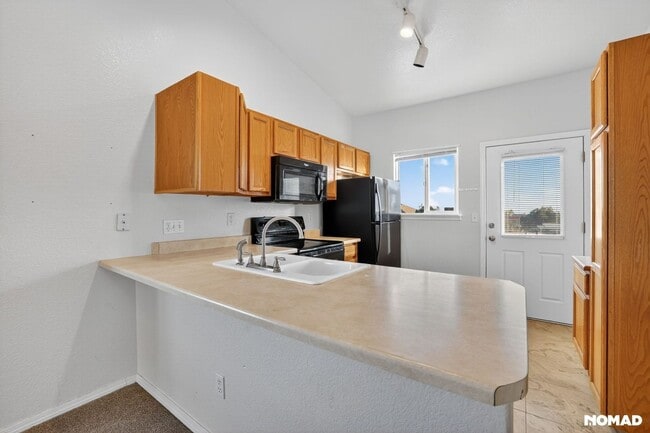 Building Photo - 6769 Bismark Rd