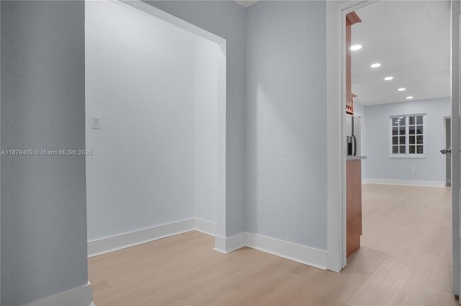 Foto del edificio - 430 SW 15th Rd