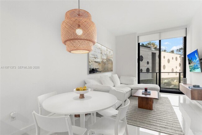 Foto del edificio - 501 NE 31st St