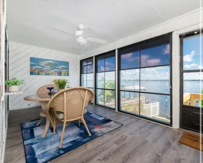 Foto del edificio - 5041 N Beach Rd