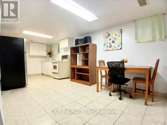 Photo du bâtiment - 931 Pape Ave