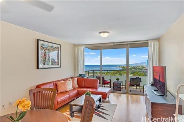 Building Photo - 1551 Ala Wai Blvd