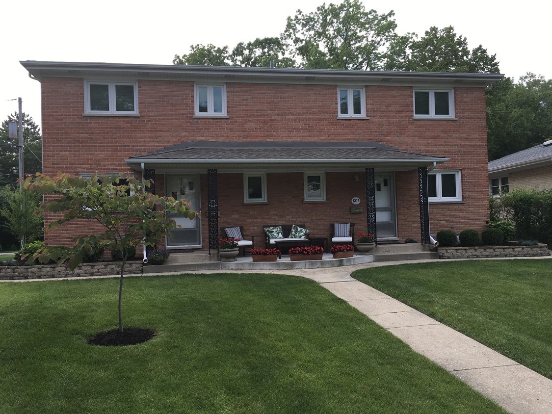 Foto principal - 807 Euclid Ct