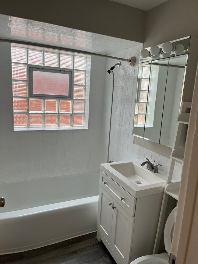 Foto del edificio - 2239 S 17th Ave