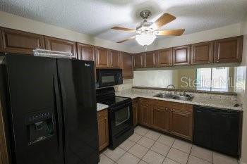Foto del edificio - 1155 Thayer St