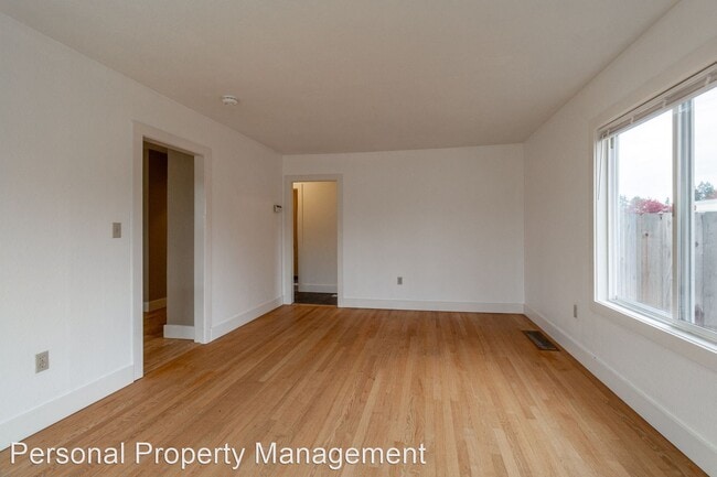 Building Photo - 2 br, 1 bath House - 8006 NW 9th Ave